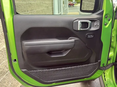 More photos of 2025 Jeep Wrangler Willys at Wilmington Auto Center Chrysler Dodge Jeep RAM, OH
