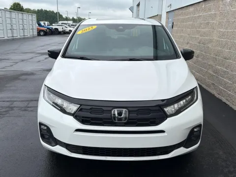 More photos of 2025 Honda Odyssey Sport-L at Wilmington Auto Center Chrysler Dodge Jeep RAM, OH