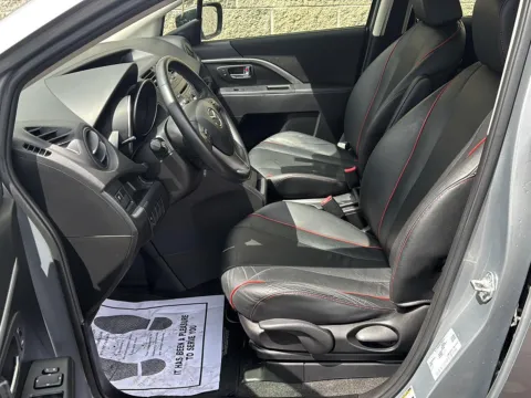 More photos of 2012 Mazda Mazda5 Grand Touring at Wilmington Auto Center Chrysler Dodge Jeep RAM, OH
