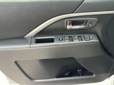More photos of 2012 Mazda Mazda5 Grand Touring at Wilmington Auto Center Chrysler Dodge Jeep RAM, OH