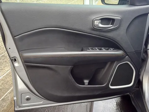 More photos of 2019 Jeep Compass Limited at Wilmington Auto Center Chrysler Dodge Jeep RAM, OH