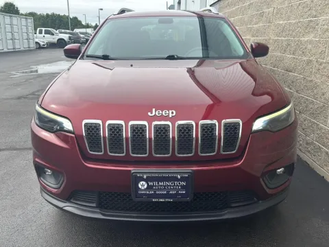 More photos of 2019 Jeep Cherokee Latitude at Wilmington Auto Center Chrysler Dodge Jeep RAM, OH