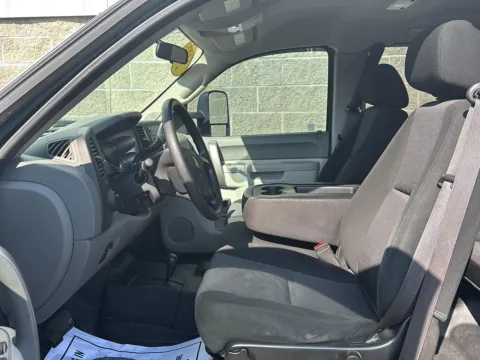 More photos of 2012 Chevrolet Silverado 2500HD Work Truck at Wilmington Auto Center Chrysler Dodge Jeep RAM, OH