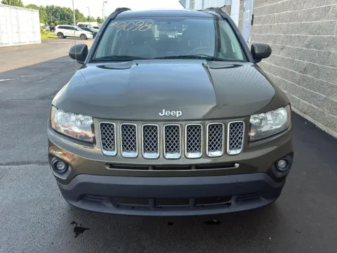 More photos of 2016 Jeep Compass Latitude at Wilmington Auto Center Chrysler Dodge Jeep RAM, OH