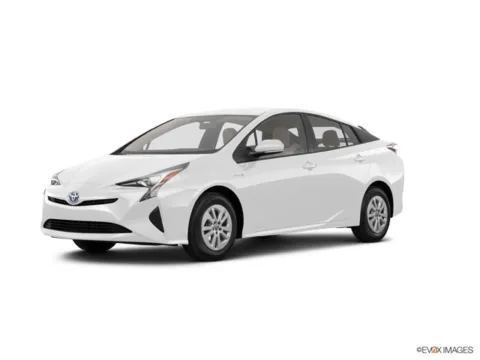 White 2016 Toyota Prius Two for sale in Wilmington, OH