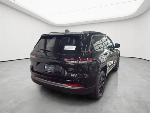 Another view of 2026 Jeep Grand Cherokee Laredo Altitude for sale in Wilmington, OH at Wilmington Auto Center Chrysler Dodge Jeep RAM