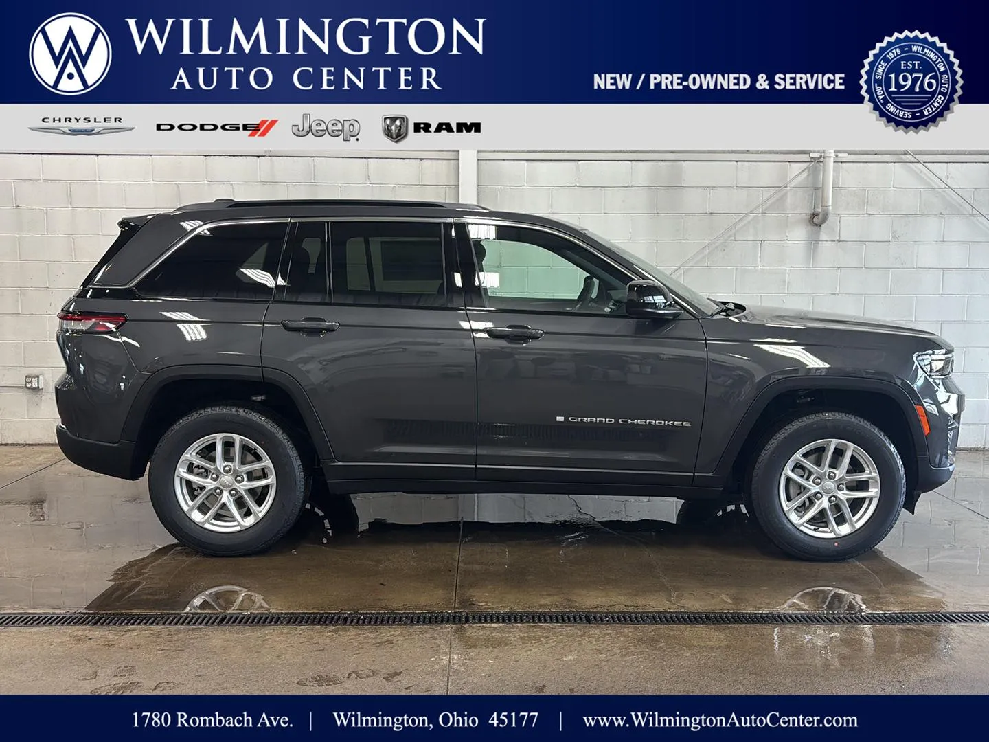 Gray 2026 Jeep Grand Cherokee Laredo X for sale in Wilmington, OH