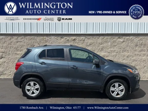 Gray 2022 Chevrolet Trax LT for sale in Wilmington, OH