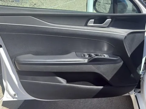 More photos of 2022 Kia K5 GT-Line at Wilmington Auto Center Chrysler Dodge Jeep RAM, OH