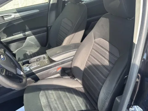 More photos of 2019 Ford Fusion SE at Wilmington Auto Center Chrysler Dodge Jeep RAM, OH