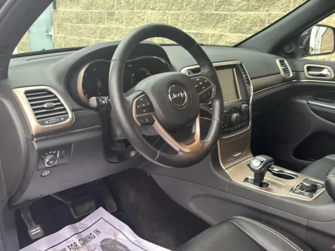 More photos of 2015 Jeep Grand Cherokee Limited at Wilmington Auto Center Chrysler Dodge Jeep RAM, OH