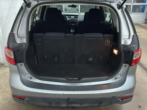 More photos of 2012 Mazda Mazda5 Sport at Wilmington Auto Center Chrysler Dodge Jeep RAM, OH