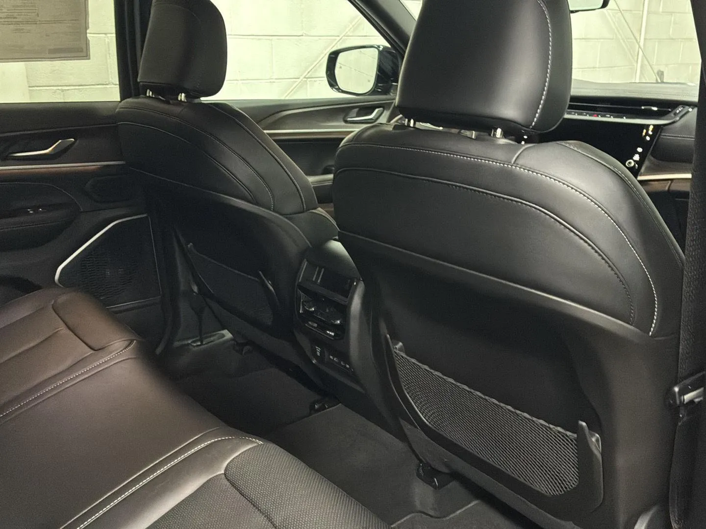 2026 Jeep Grand Cherokee Limited Reserve - Photo 23