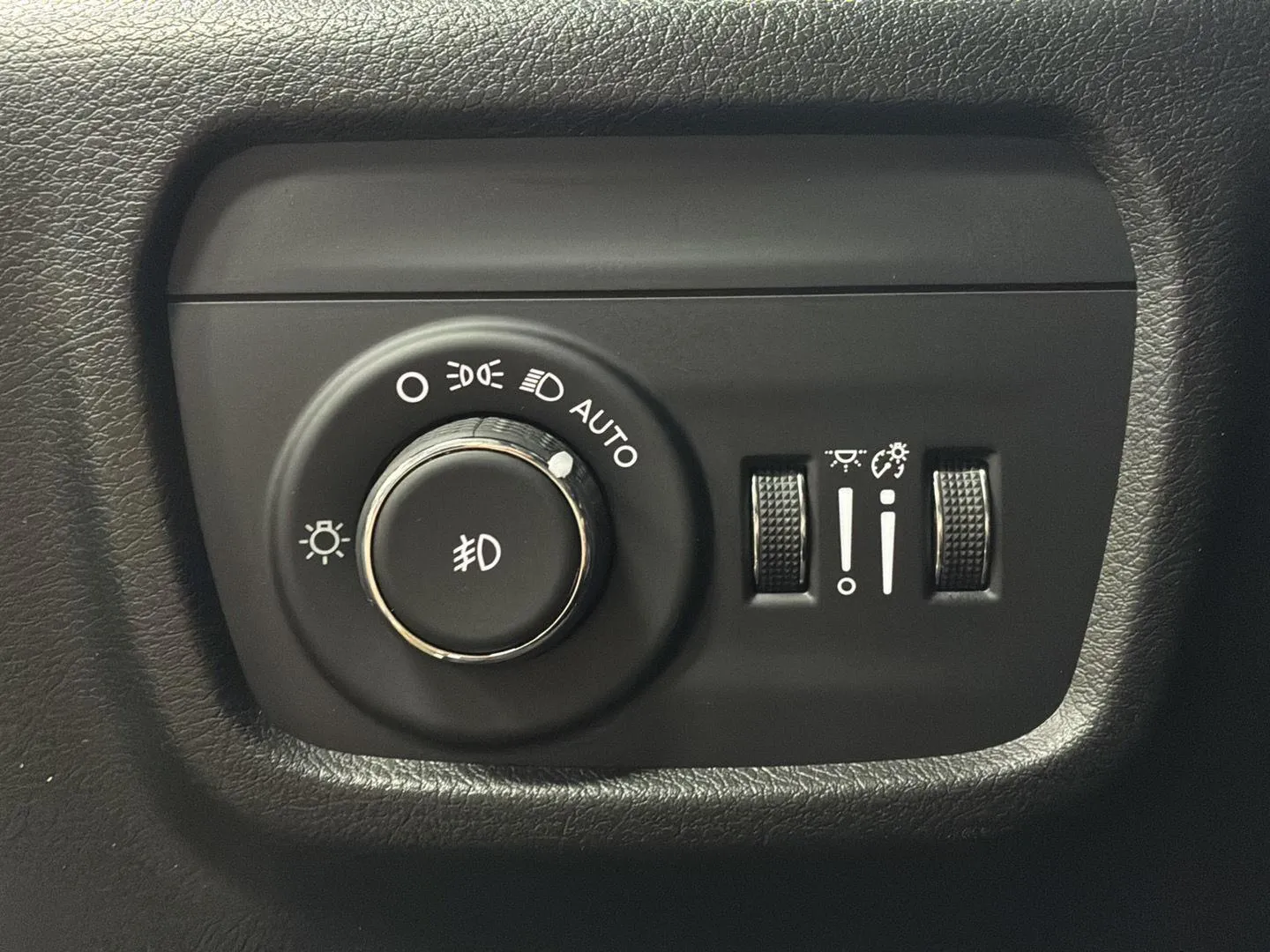 2026 Jeep Grand Cherokee Limited Reserve - Photo 9