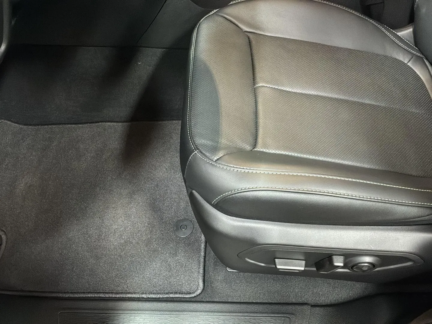 2026 Jeep Grand Cherokee Limited Reserve - Photo 7