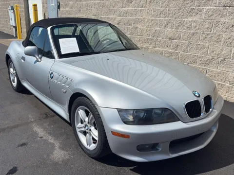 Photos of 2001 BMW Z3 2.5i for sale in Wilmington, OH at Wilmington Auto Center Chrysler Dodge Jeep RAM