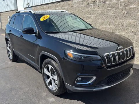 Photos of 2019 Jeep Cherokee Limited for sale in Wilmington, OH at Wilmington Auto Center Chrysler Dodge Jeep RAM