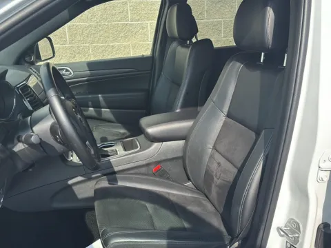 More photos of 2022 Jeep Grand Cherokee WK Laredo X at Wilmington Auto Center Chrysler Dodge Jeep RAM, OH