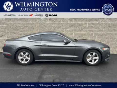 Gray 2017 Ford Mustang V6 for sale in Wilmington, OH