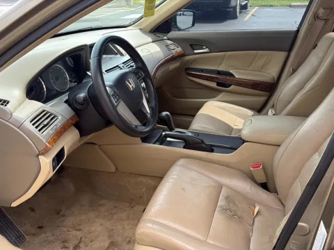 More photos of 2008 Honda Accord Sdn EX-L at Wilmington Auto Center Chrysler Dodge Jeep RAM, OH