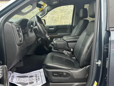 More photos of 2020 Chevrolet Silverado 1500 RST at Wilmington Auto Center Chrysler Dodge Jeep RAM, OH