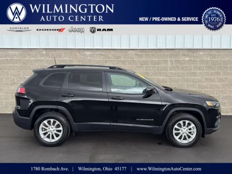 Black 2022 Jeep Cherokee Latitude Lux for sale in Wilmington, OH