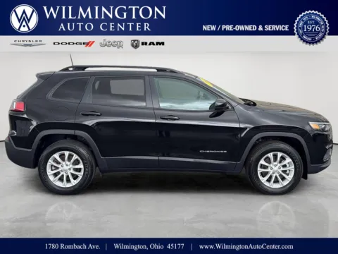 Black 2022 Jeep Cherokee Latitude Lux for sale in Wilmington, OH
