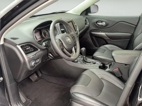 More photos of 2022 Jeep Cherokee Latitude Lux at Wilmington Auto Center Chrysler Dodge Jeep RAM, OH