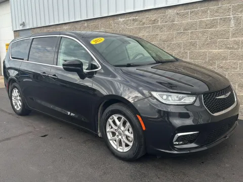 Photos of 2023 Chrysler Pacifica Touring L for sale in Wilmington, OH at Wilmington Auto Center Chrysler Dodge Jeep RAM