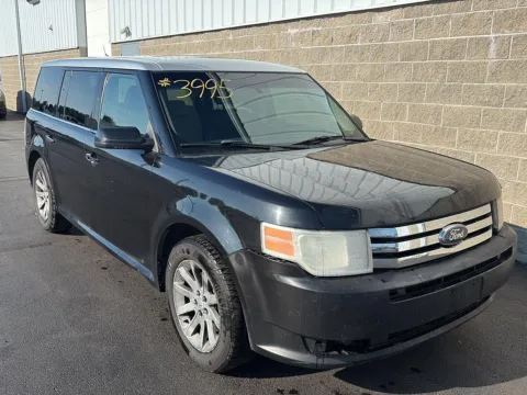 Photos of 2011 Ford Flex SEL for sale in Wilmington, OH at Wilmington Auto Center Chrysler Dodge Jeep RAM