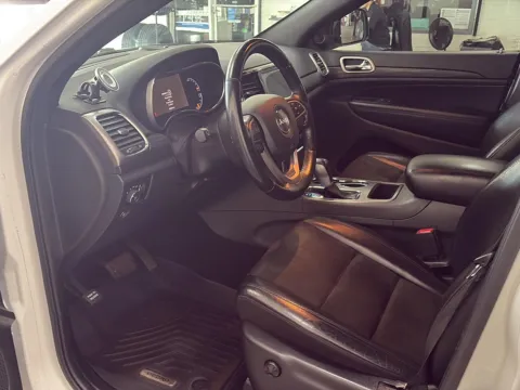 More photos of 2020 Jeep Grand Cherokee Altitude at Wilmington Auto Center Chrysler Dodge Jeep RAM, OH