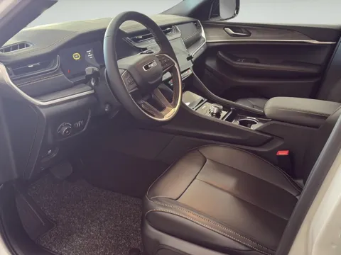 More photos of 2026 Jeep Grand Cherokee 85th Anniversary Edition at Wilmington Auto Center Chrysler Dodge Jeep RAM, OH