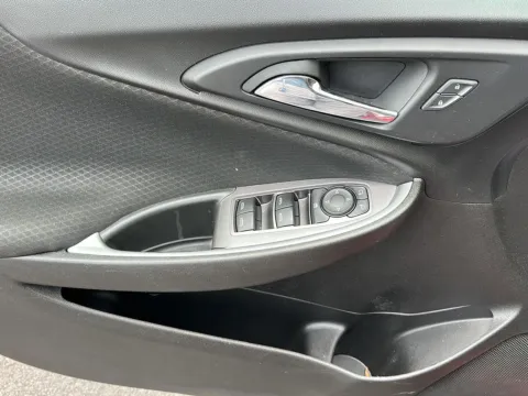 More photos of 2024 Chevrolet Malibu LT at Wilmington Auto Center Chrysler Dodge Jeep RAM, OH