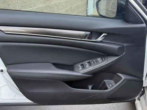 More photos of 2021 Honda Accord Sport at Wilmington Auto Center Chrysler Dodge Jeep RAM, OH