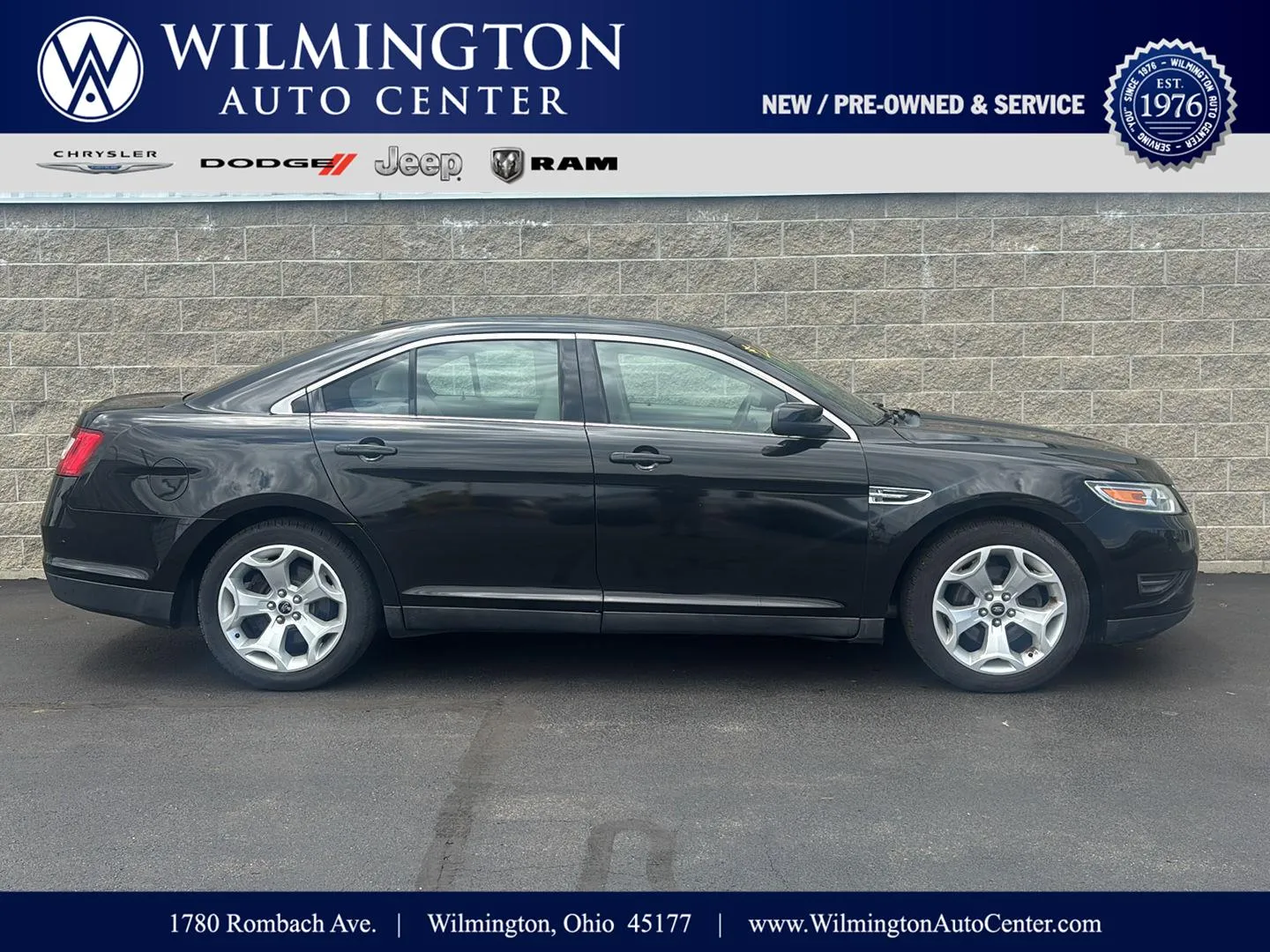 Used 2011 Ford Taurus SEL with VIN 1FAHP2EW0BG135504 for sale in Wilmington, OH