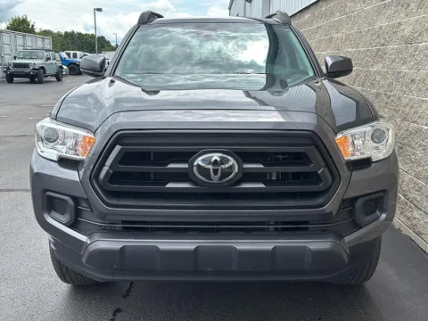 More photos of 2023 Toyota Tacoma SR at Wilmington Auto Center Chrysler Dodge Jeep RAM, OH
