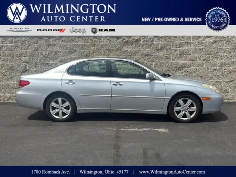 Silver 2005 Lexus ES 330 for sale in Wilmington, OH