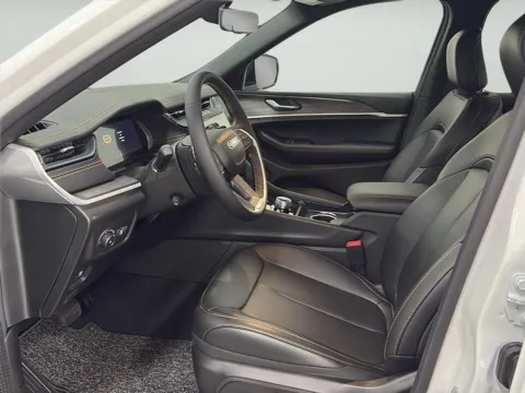 More photos of 2026 Jeep Grand Cherokee L 85th Anniversary Edition at Wilmington Auto Center Chrysler Dodge Jeep RAM, OH