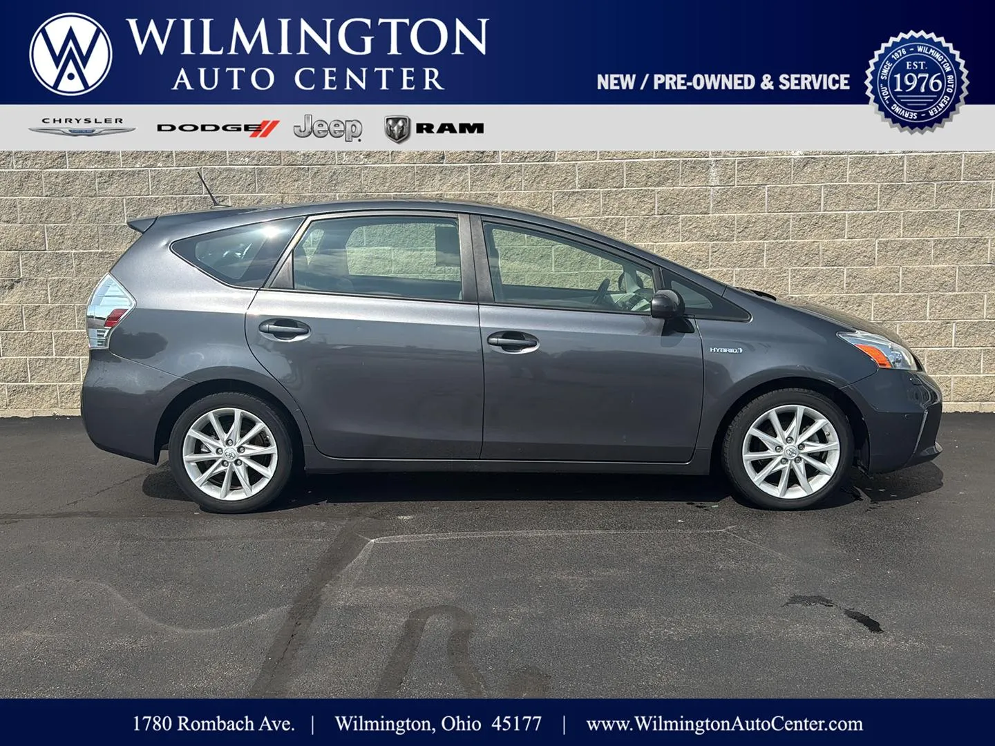 Gray 2014 Toyota Prius v Five for sale in Wilmington, OH