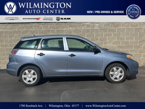 Blue 2006 Toyota Matrix STD for sale in Wilmington, OH