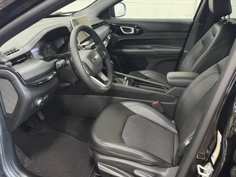 More photos of 2026 Jeep Compass Latitude Altitude at Wilmington Auto Center Chrysler Dodge Jeep RAM, OH