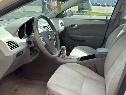 More photos of 2011 Chevrolet Malibu LT w/2LT at Wilmington Auto Center Chrysler Dodge Jeep RAM, OH
