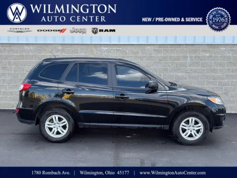 Black 2010 Hyundai Santa Fe GLS for sale in Wilmington, OH