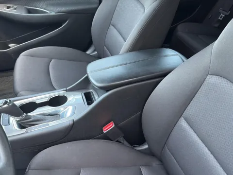 More photos of 2018 Chevrolet Malibu LT at Wilmington Auto Center Chrysler Dodge Jeep RAM, OH