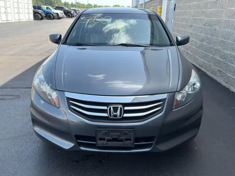 More photos of 2012 Honda Accord Sdn EX-L at Wilmington Auto Center Chrysler Dodge Jeep RAM, OH