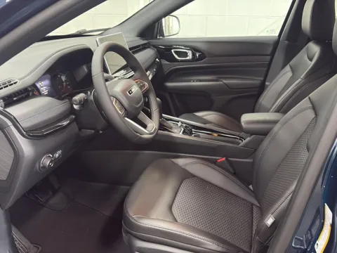 More photos of 2026 Jeep Compass Latitude Altitude at Wilmington Auto Center Chrysler Dodge Jeep RAM, OH