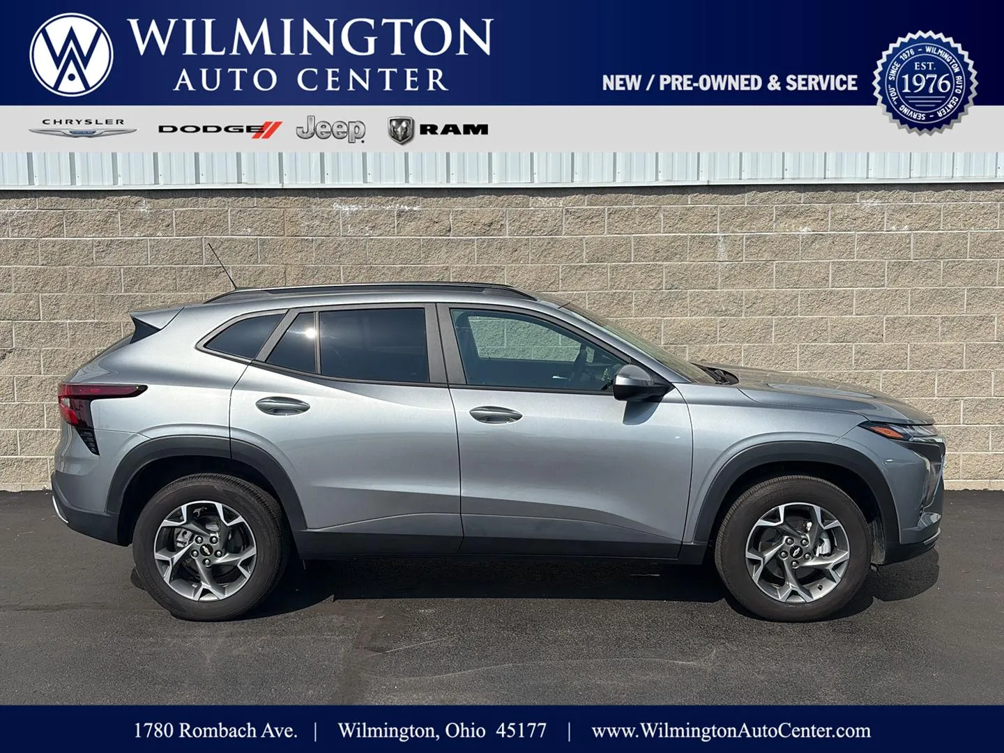 Gray 2025 Chevrolet Trax LT for sale in Wilmington, OH