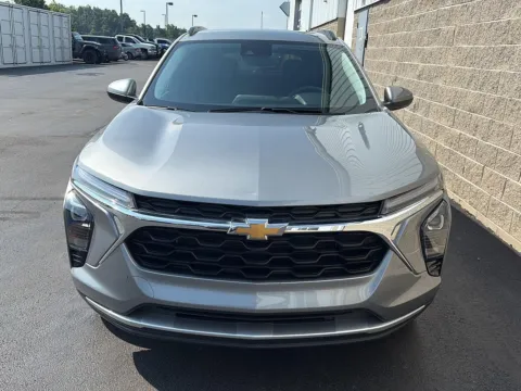 More photos of 2025 Chevrolet Trax LT at Wilmington Auto Center Chrysler Dodge Jeep RAM, OH