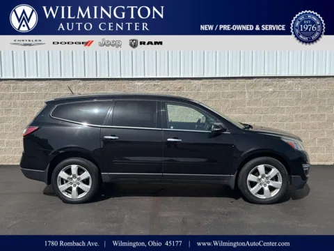 Black 2017 Chevrolet Traverse LT for sale in Wilmington, OH