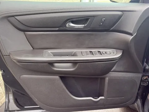 More photos of 2017 Chevrolet Traverse LT at Wilmington Auto Center Chrysler Dodge Jeep RAM, OH